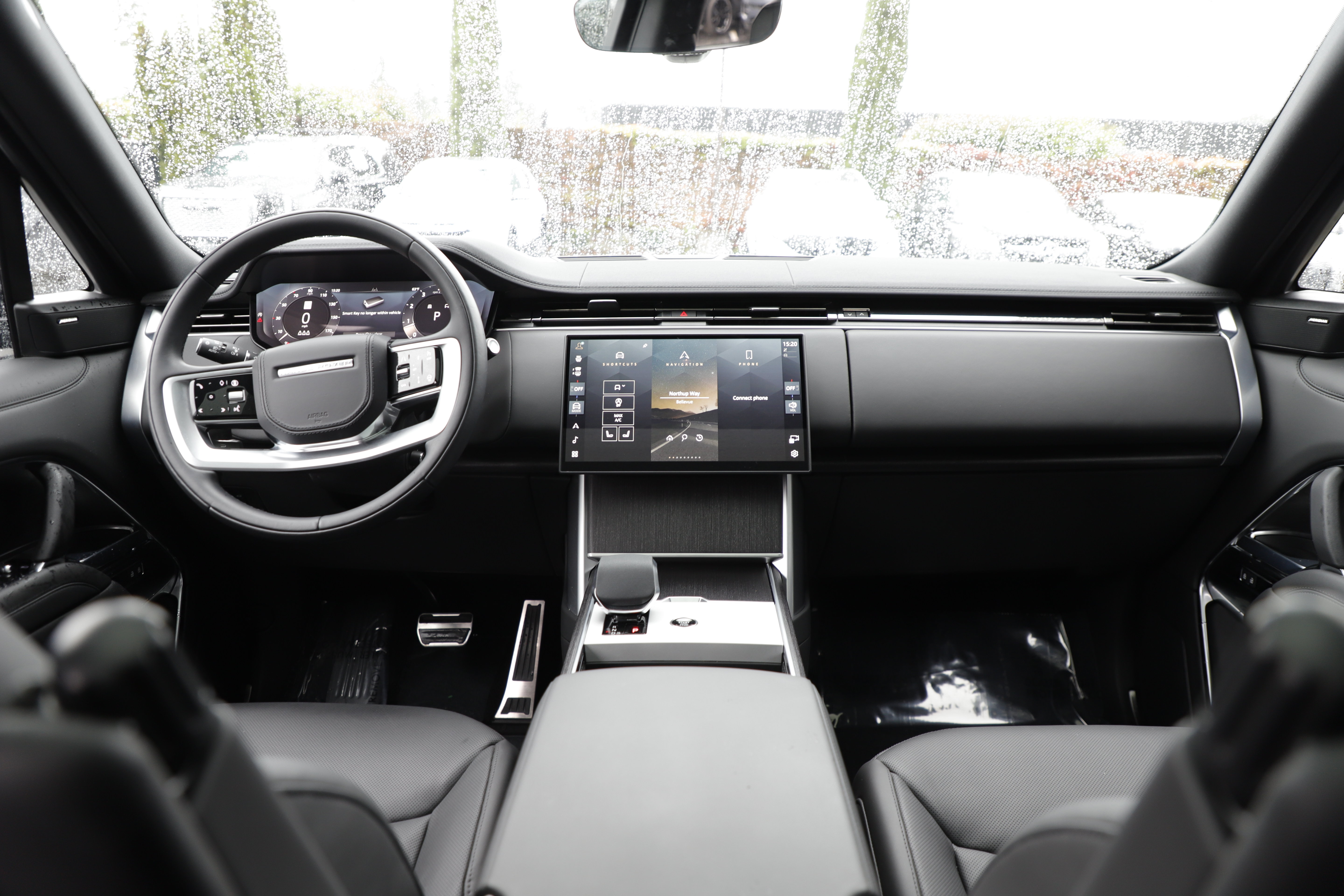 Certified 2024 Land Rover Range Rover SE AWD/4WD image 13