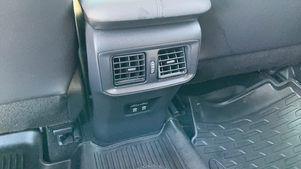 Used 2020 Toyota RAV4 Limited AWD/4WD image 10