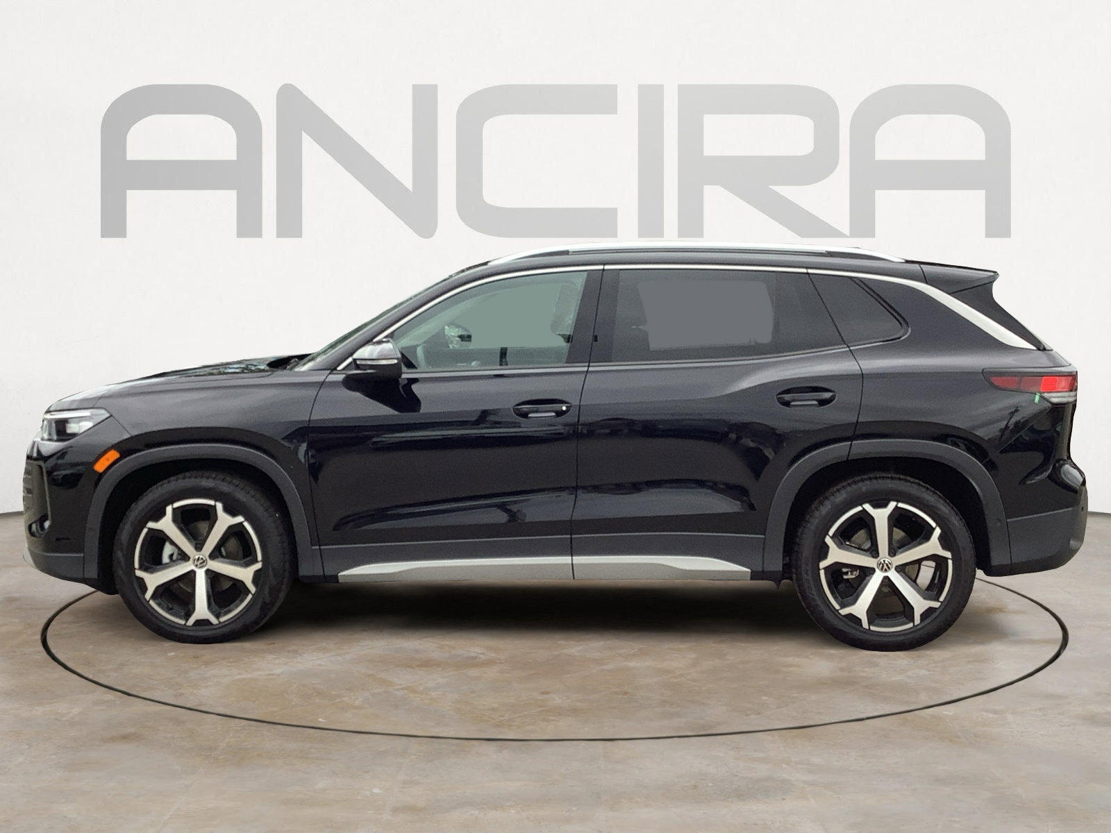 New 2026 Volkswagen Tiguan SE FWD image 5
