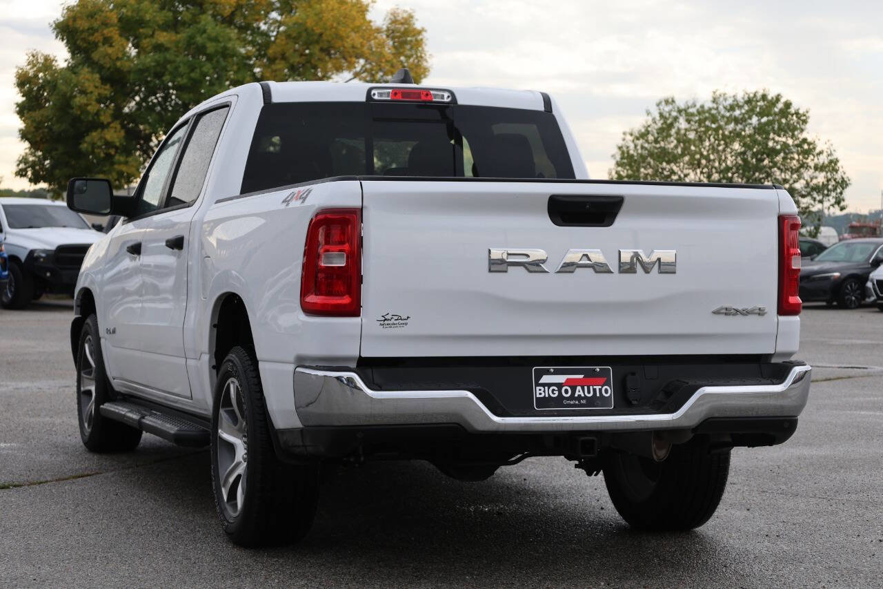 Used 2025 RAM 1500 Tradesman AWD/4WD image 11