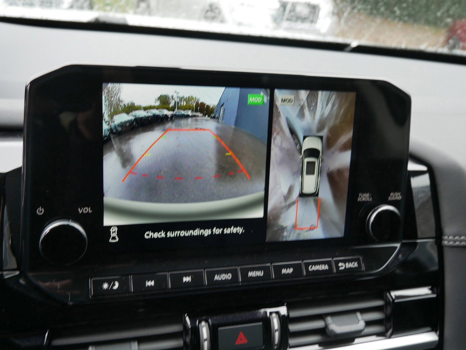 New 2025 Nissan Pathfinder Platinum image 10