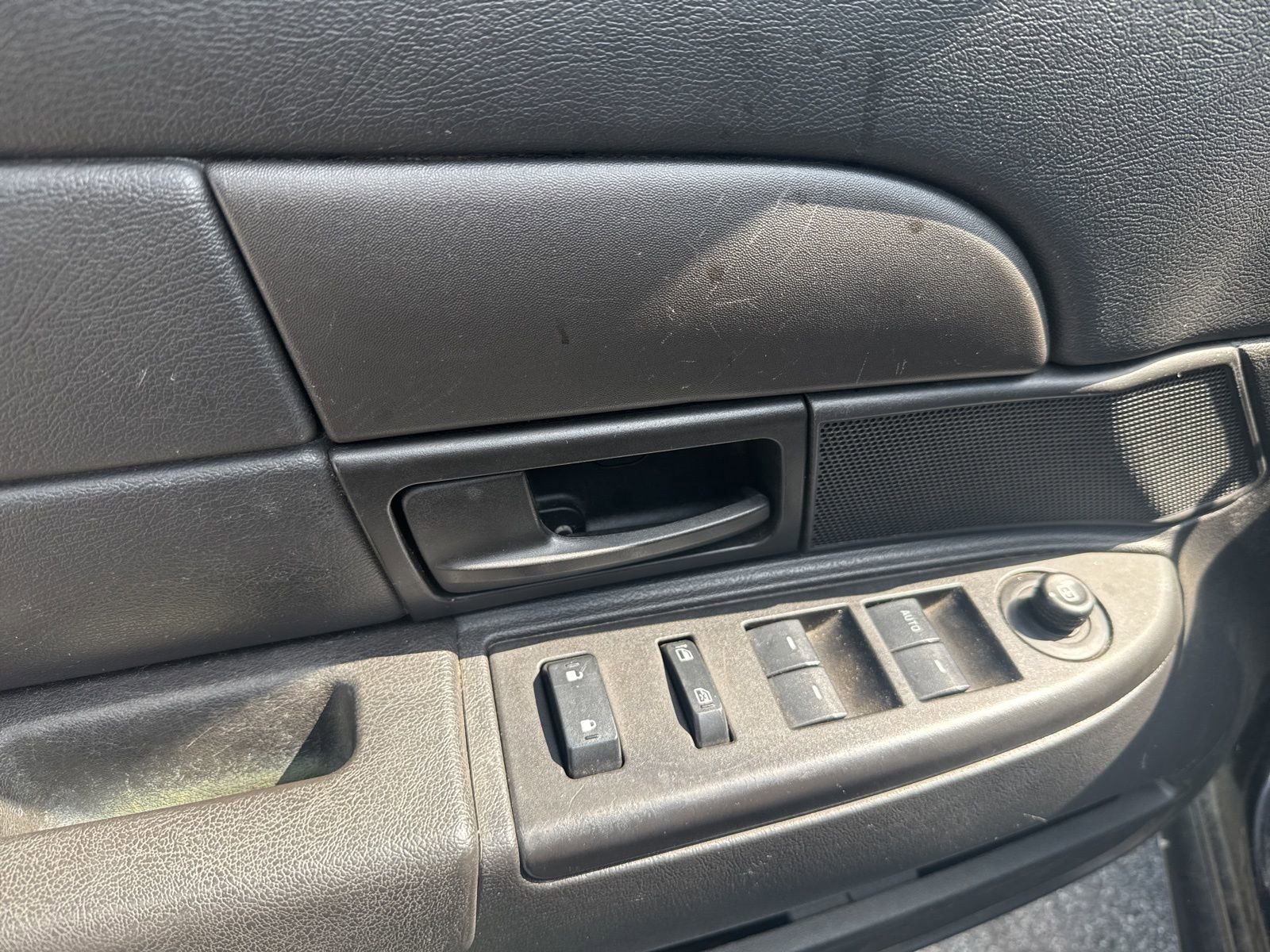 Used 2011 Ford Crown Victoria Police Interceptor RWD image 13