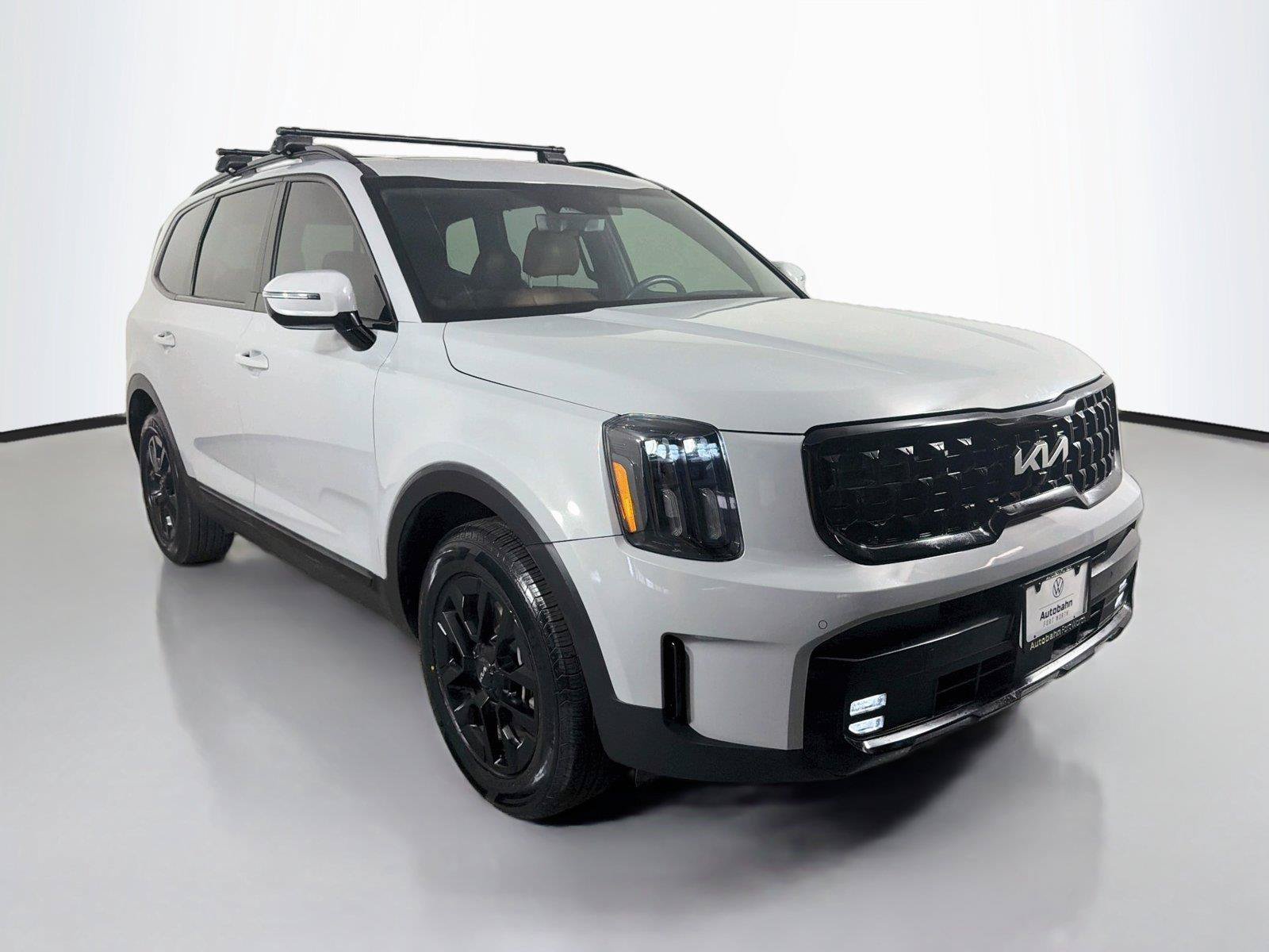 Used 2024 Kia Telluride SX Prestige X-Pro AWD/4WD image 3