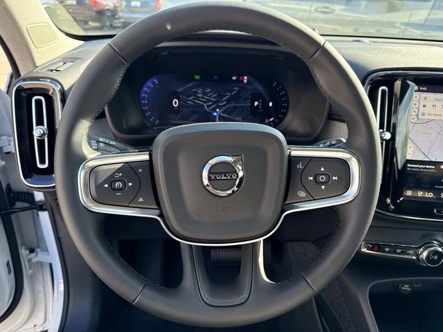 New 2026 Volvo XC40 B5 Core AWD/4WD image 24