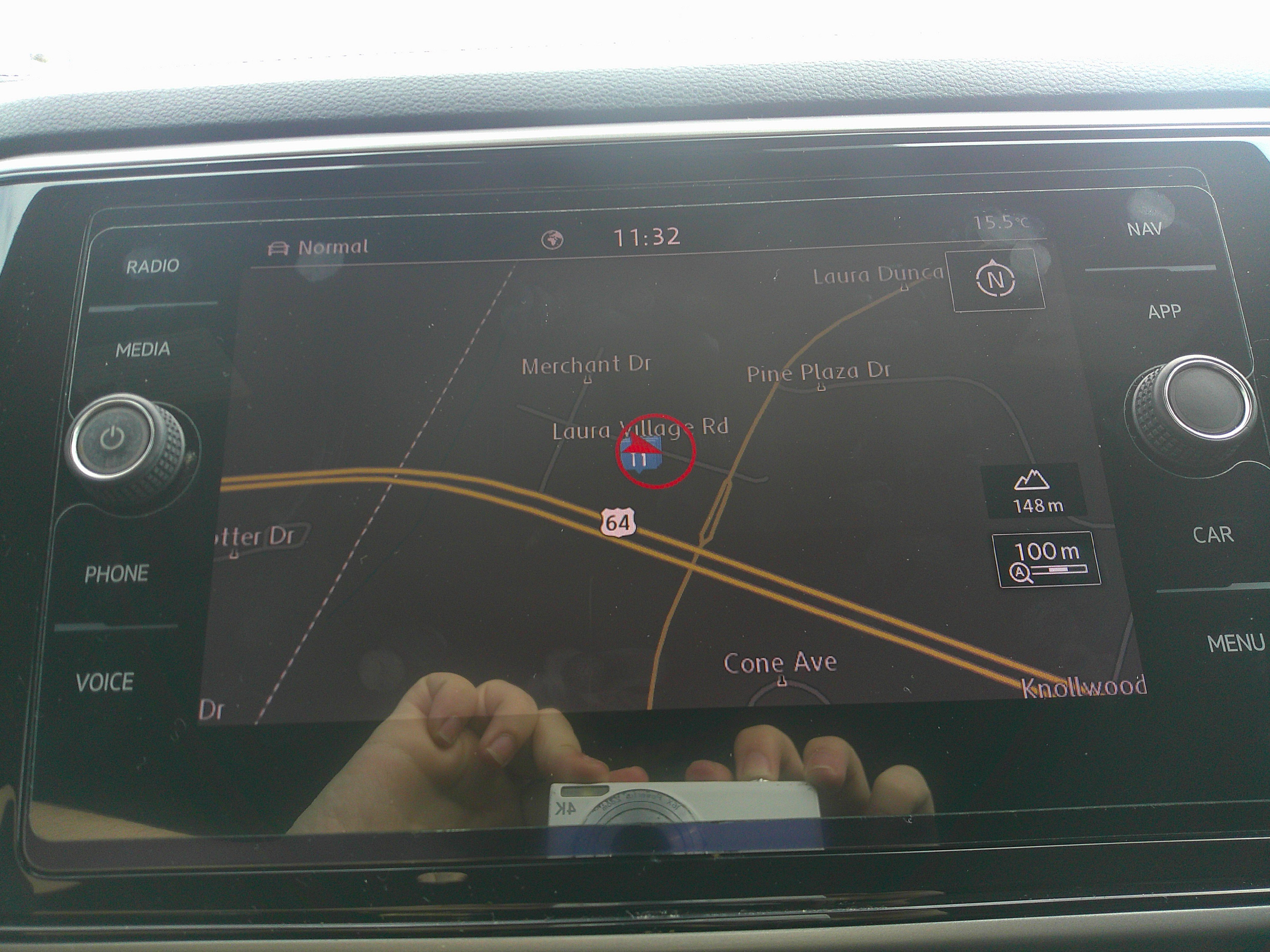 Used 2020 Volkswagen Atlas Cross Sport SEL Premium image 25