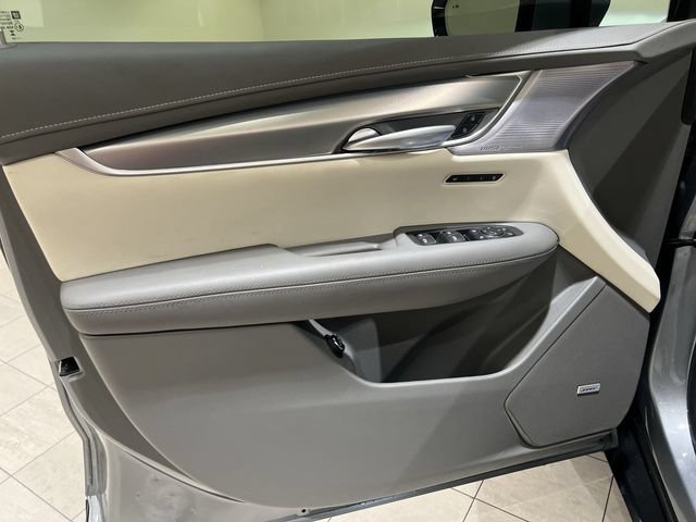Used 2024 Cadillac XT5 Premium Luxury w/ Technology Package FWD image 22