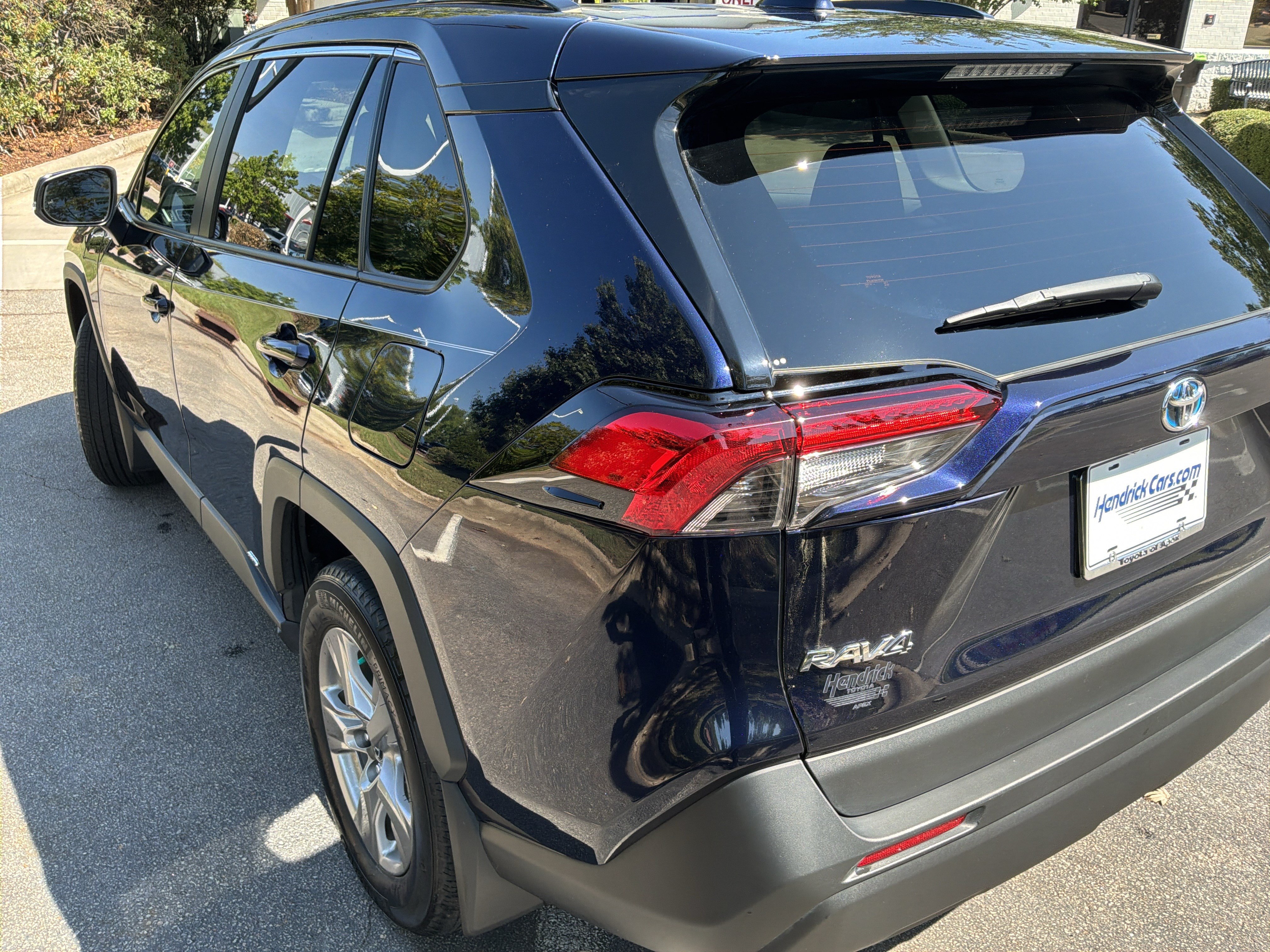 Used 2024 Toyota RAV4 XLE w/ Convenience Package AWD/4WD image 8