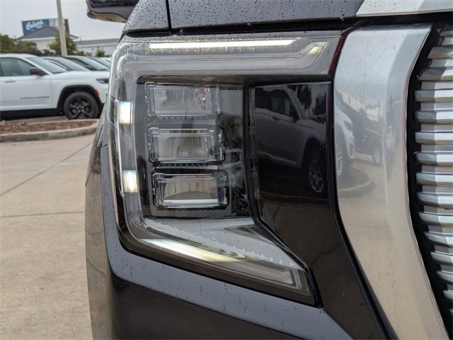 Used 2024 GMC Yukon Denali image 10