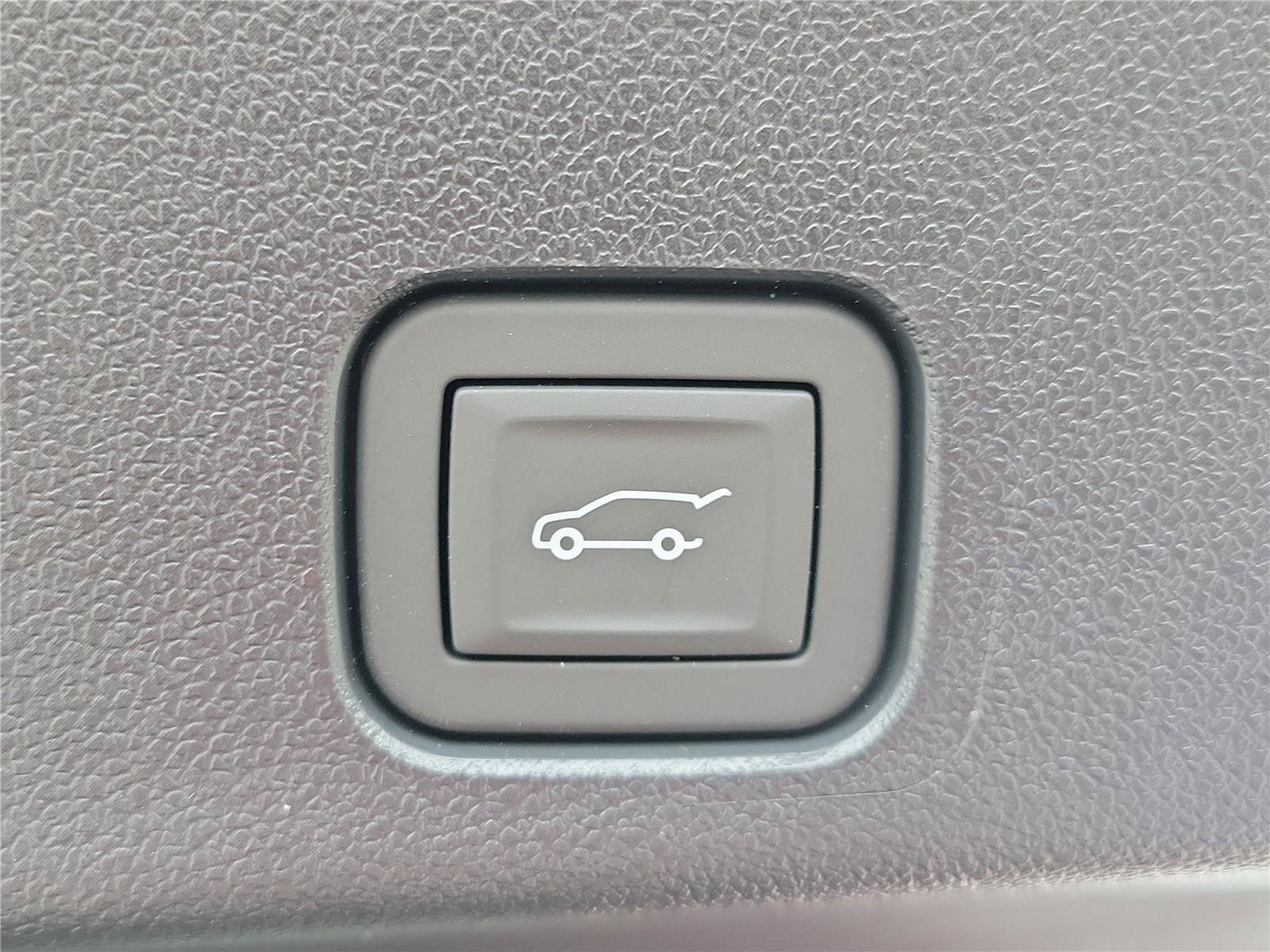 New 2026 Buick Enclave Sport Touring w/ Power Package image 9