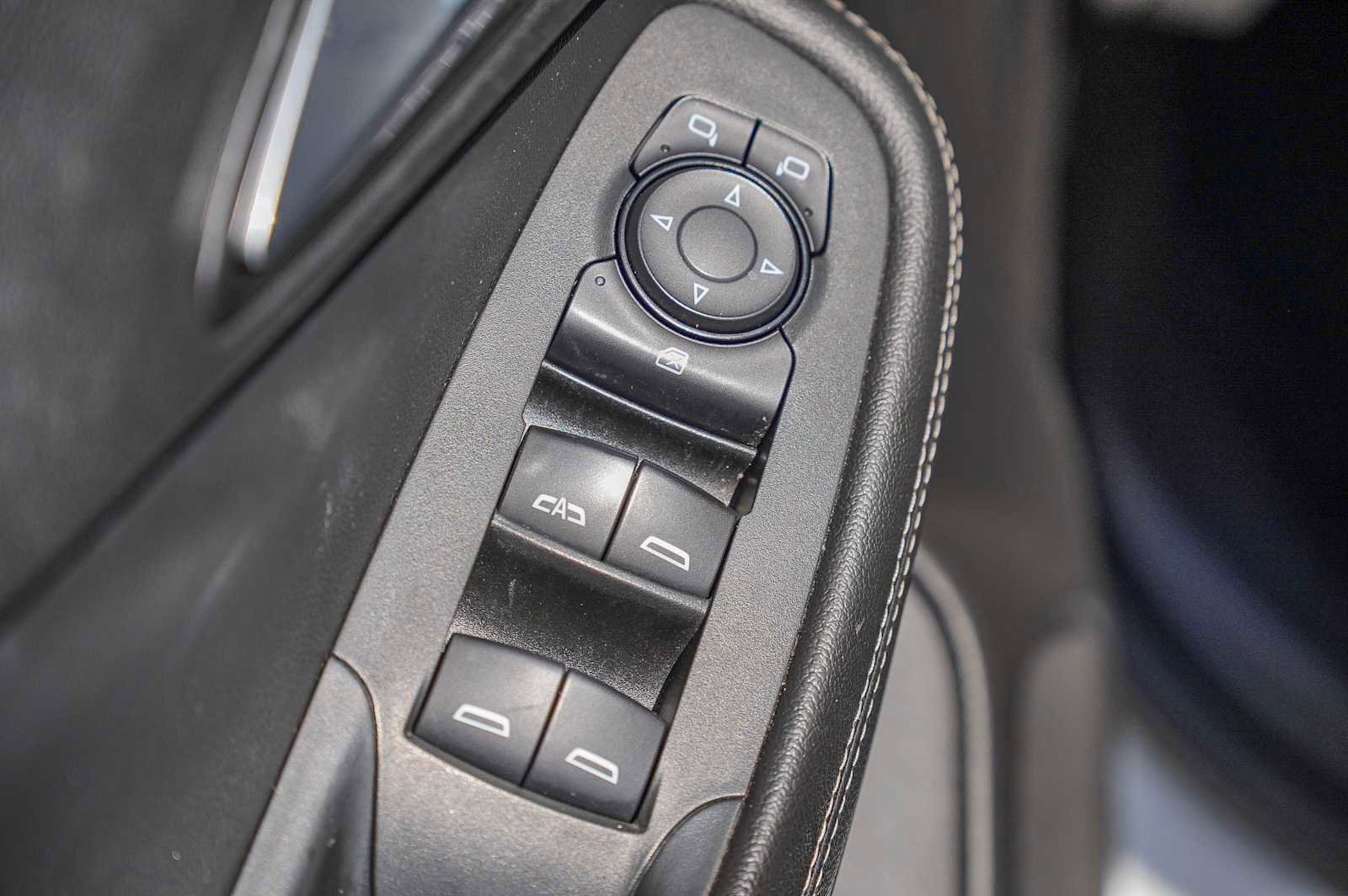 Used 2020 Buick Encore GX Preferred w/ Sport Touring Package FWD image 21