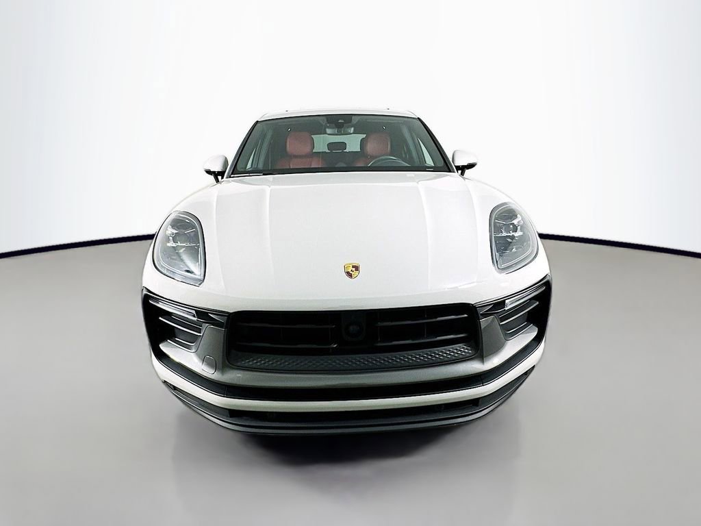 Certified 2023 Porsche Macan Turbo AWD/4WD image 6