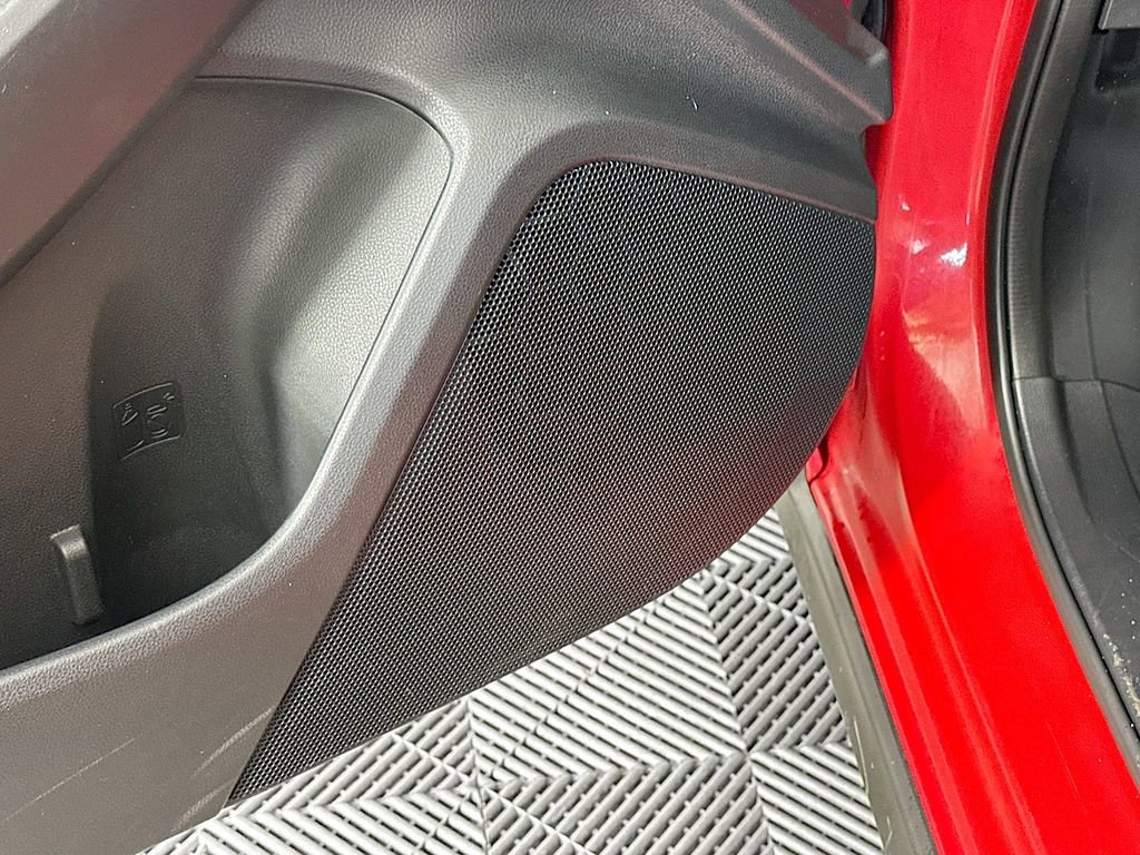 Used 2024 Subaru Crosstrek 2.0i Premium image 25