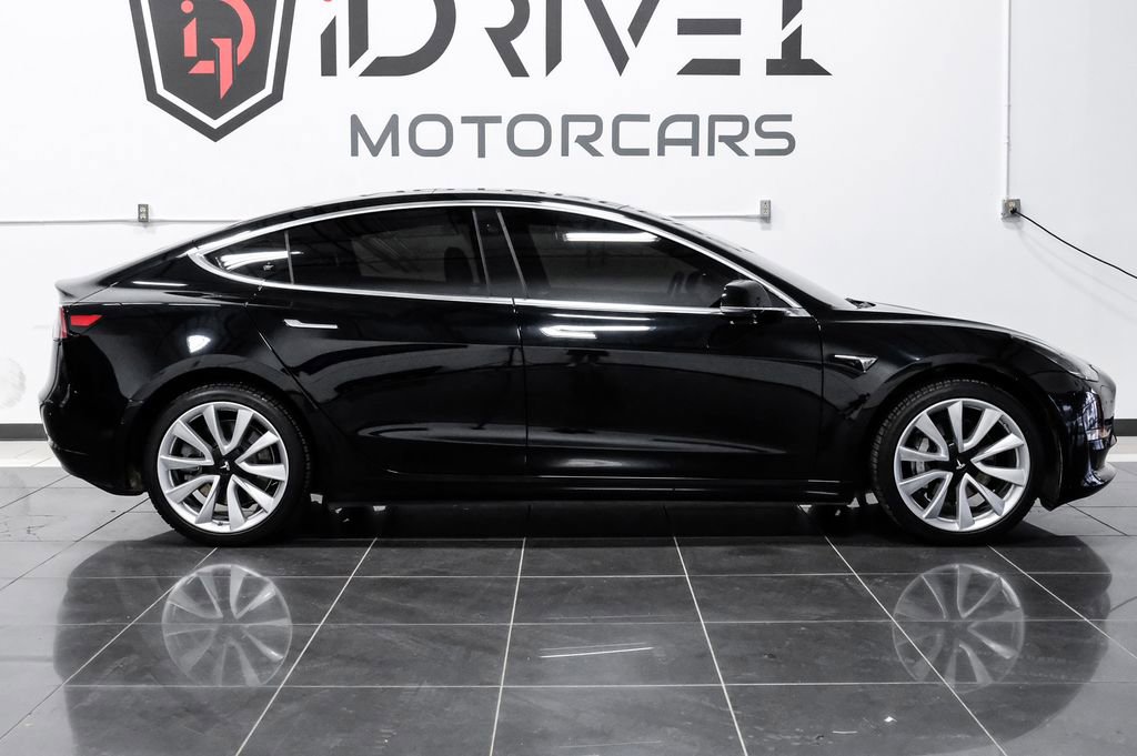 Used 2019 Tesla Model 3 Standard Range RWD image 9