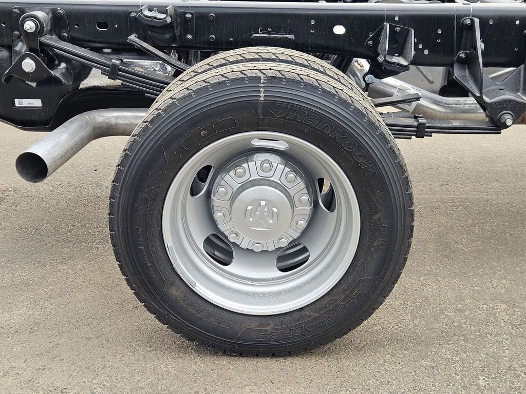 New 2026 RAM 4500 Tradesman AWD/4WD image 9