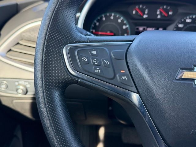 Used 2025 Chevrolet Malibu LT image 32