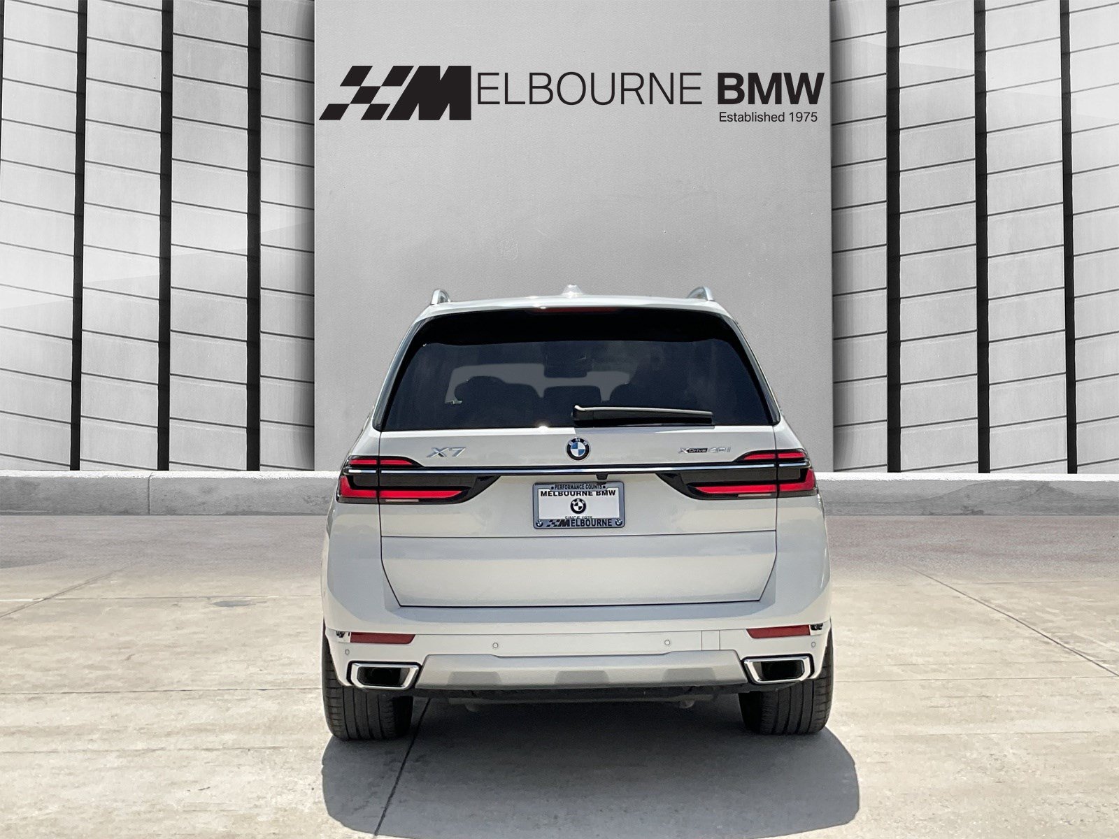 Used 2026 BMW X7 xDrive40i w/ Premium Package AWD/4WD image 5