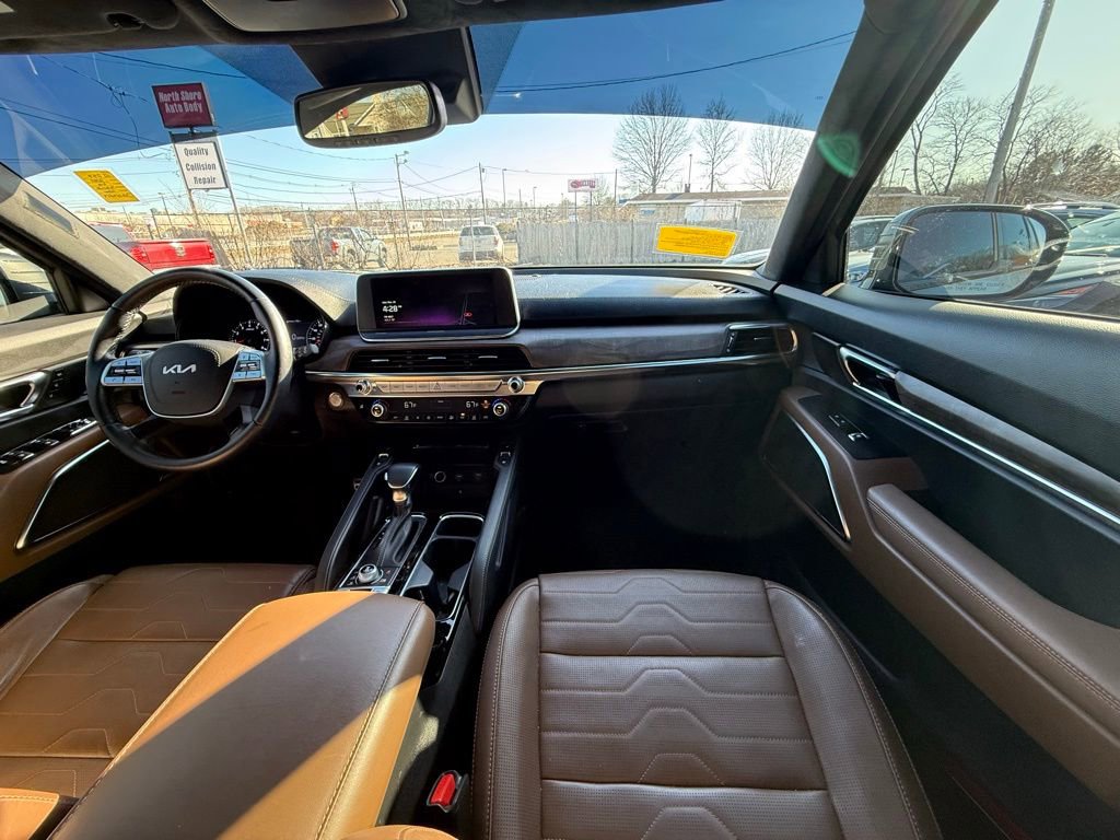 Used 2022 Kia Telluride SX w/ SX Prestige Package image 31