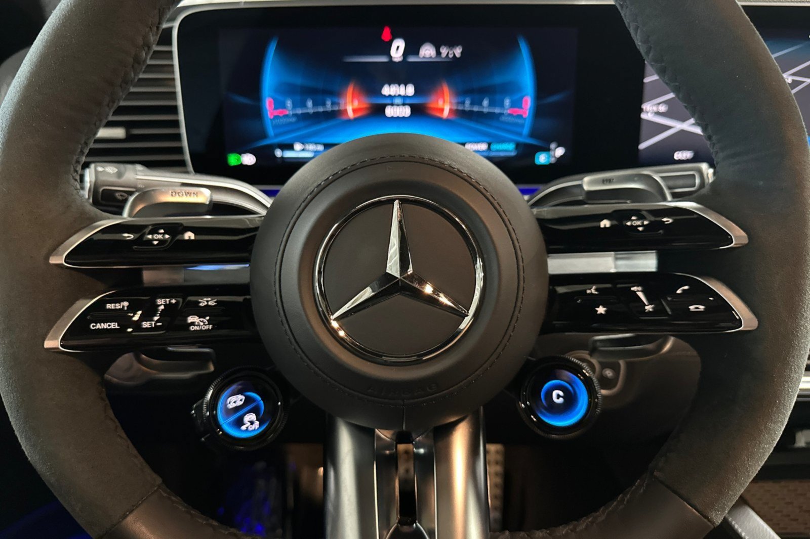 Used 2026 Mercedes-Benz GLE 53 AMG 4MATIC Coupe image 23