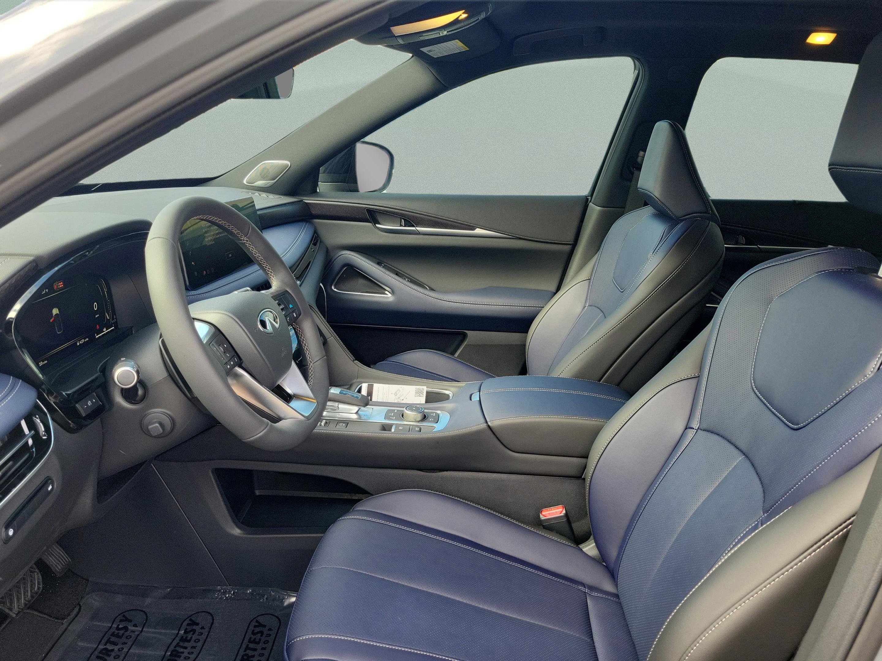 New 2026 INFINITI QX60 Sport w/ Dark Cargo Package image 19