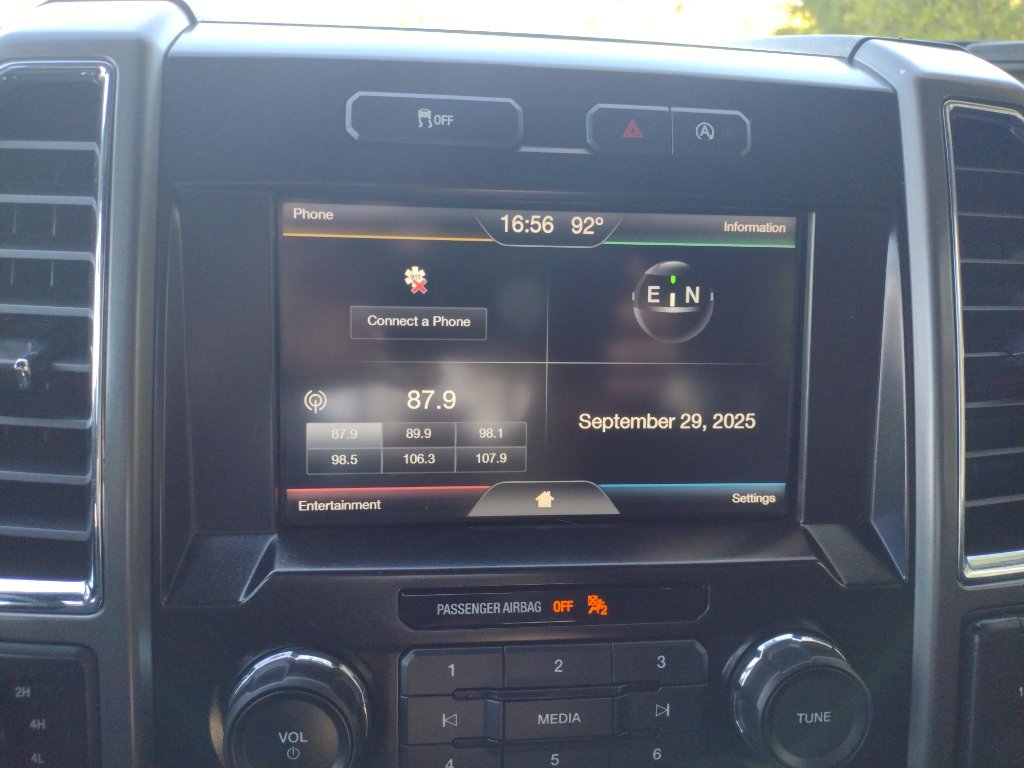 Used 2015 Ford F150 XLT w/ Equipment Group 302A Luxury image 13
