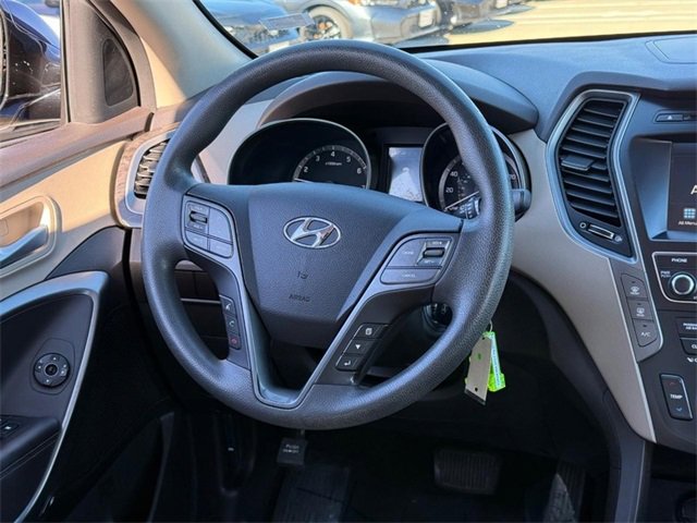 Used 2017 Hyundai Santa Fe SE image 13