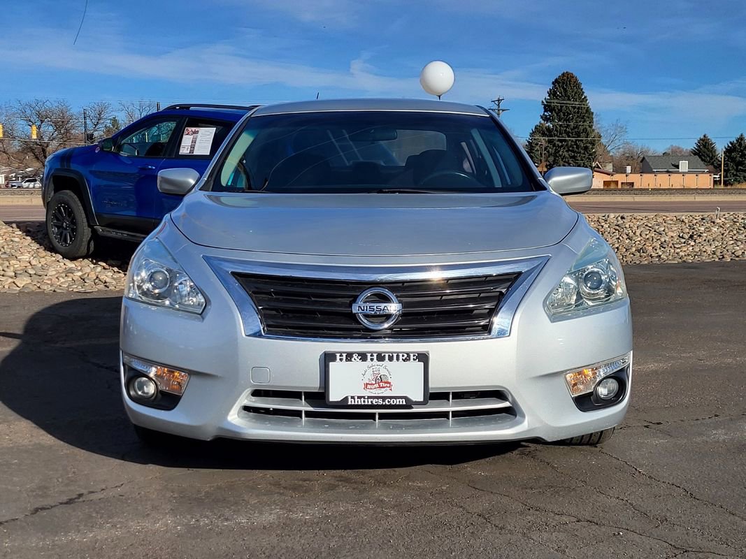 Used 2015 Nissan Altima 2.5 SV image 10
