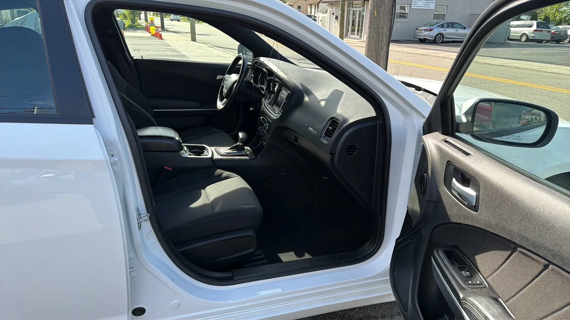 Used 2022 Dodge Charger SXT RWD image 24