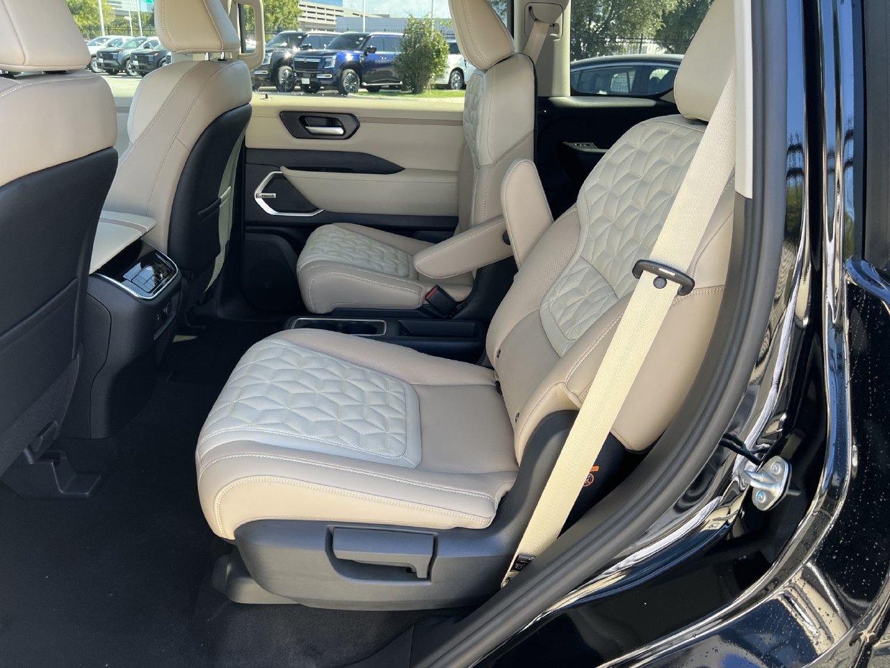 New 2027 Nissan Armada Platinum AWD/4WD image 15