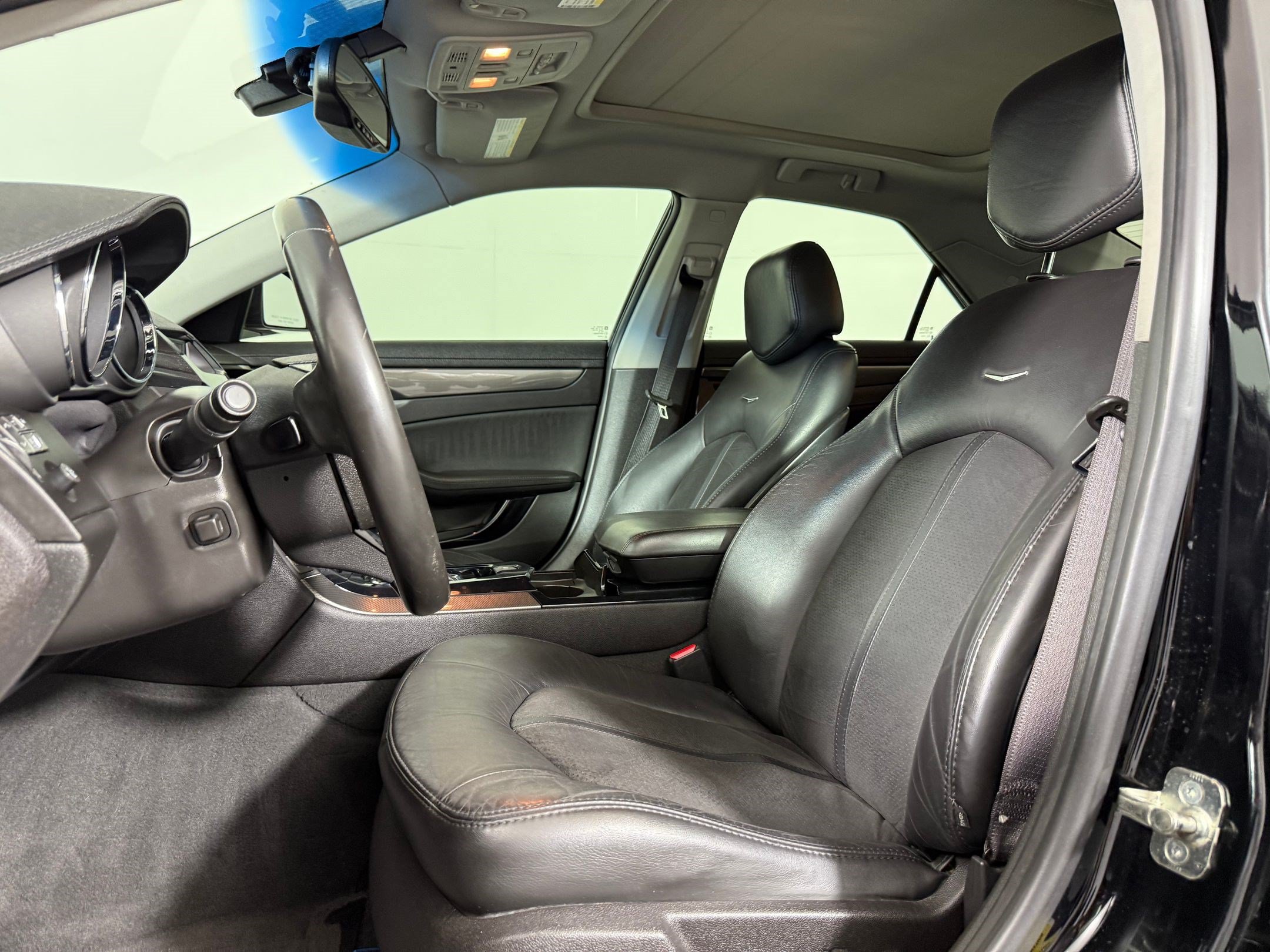 Used 2009 Cadillac CTS V RWD image 5