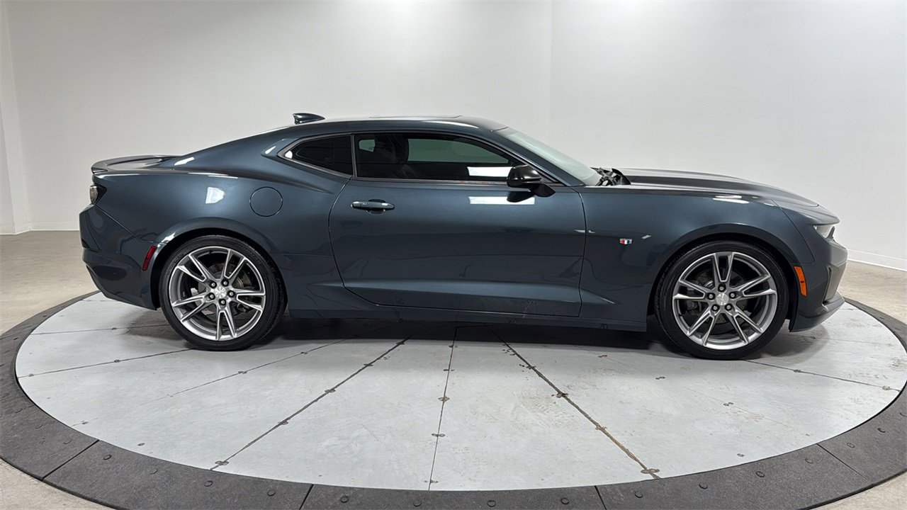 Used 2020 Chevrolet Camaro LT w/ RS Package image 6