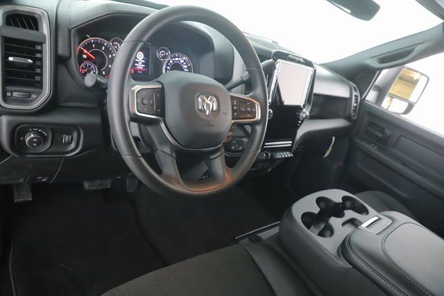 New 2026 RAM 2500 Tradesman AWD/4WD image 17