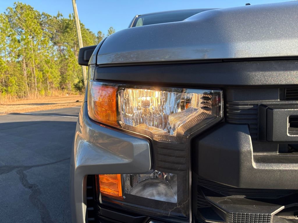 Used 2025 Chevrolet Silverado 1500 Custom image 28