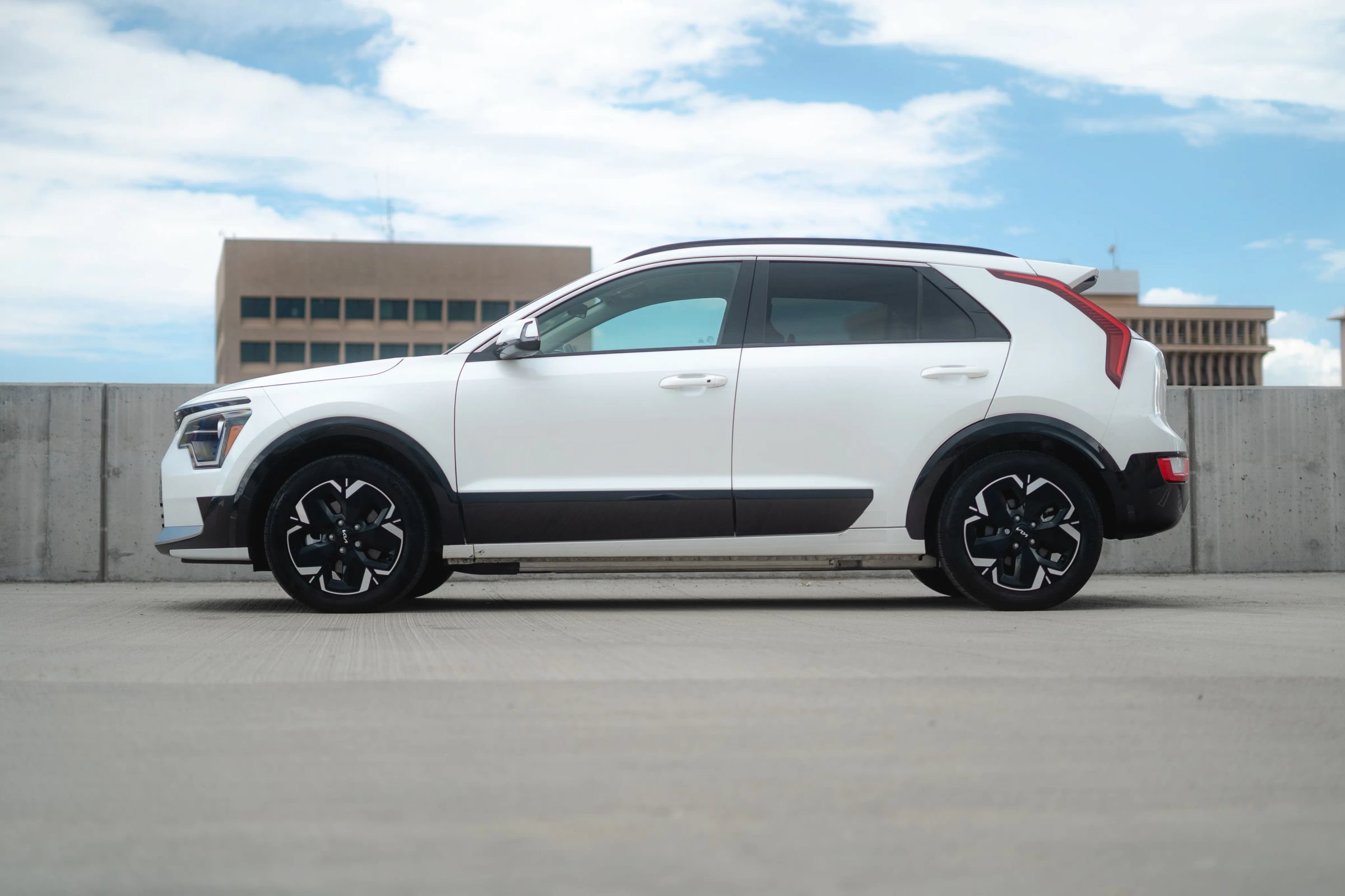 Used 2023 Kia Niro Wind FWD image 12