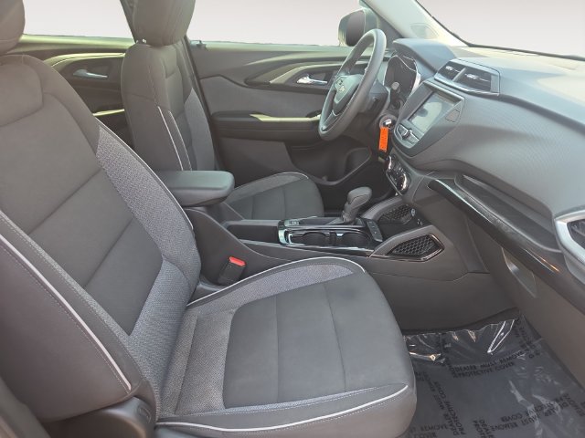 Used 2021 Chevrolet TrailBlazer LS FWD image 15