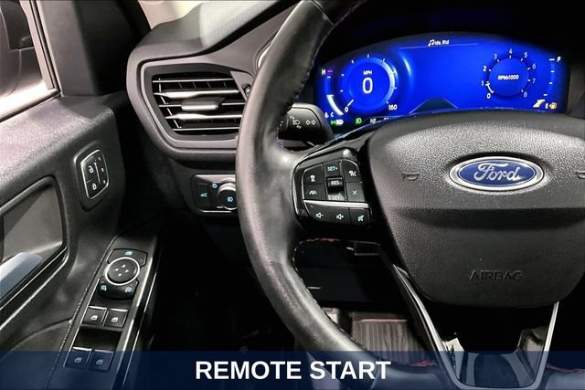 Used 2022 Ford Escape SEL w/ Technology Package AWD/4WD image 15