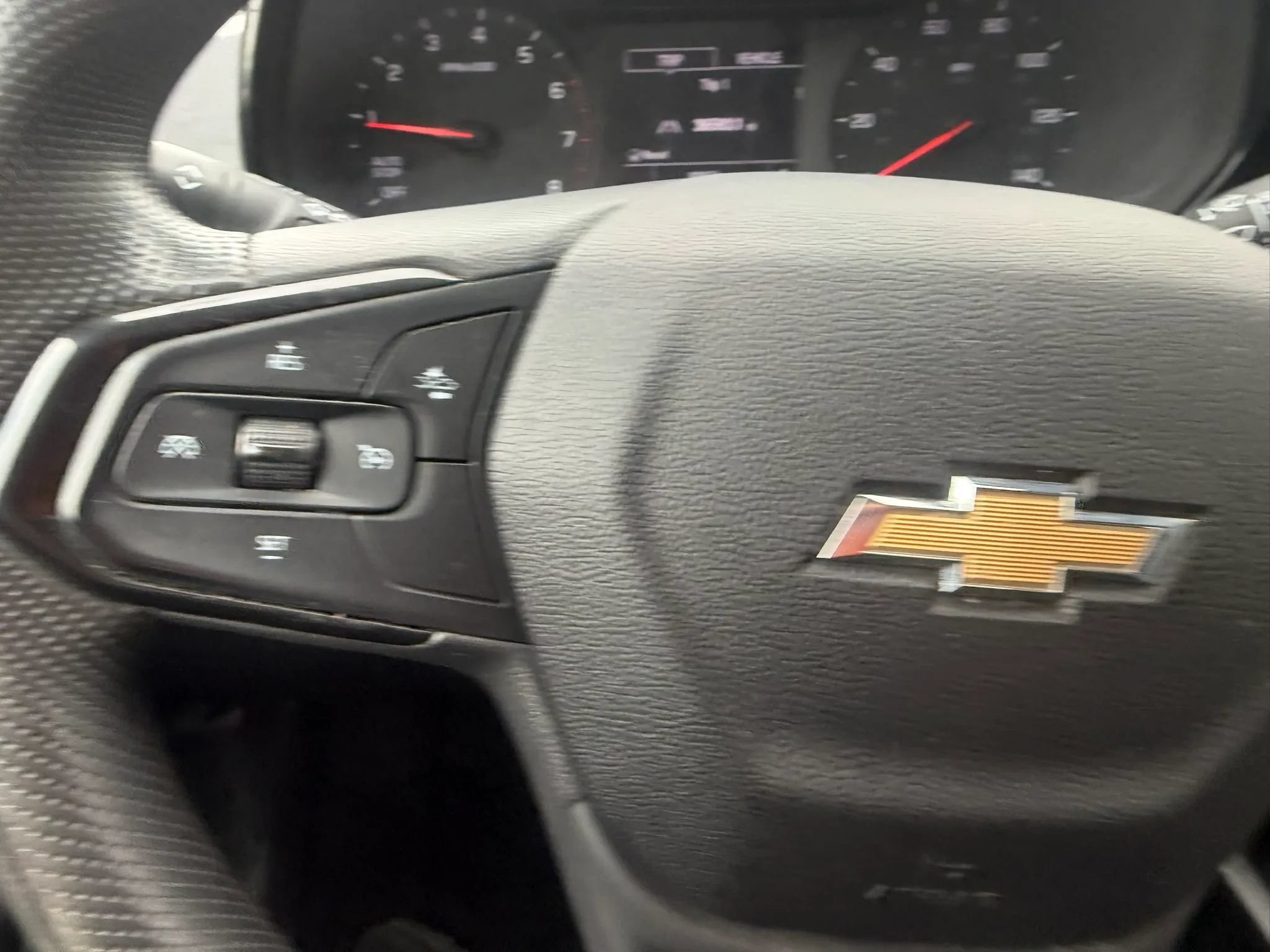 Used 2024 Chevrolet Trax LS w/ LS Convenience Package FWD image 13