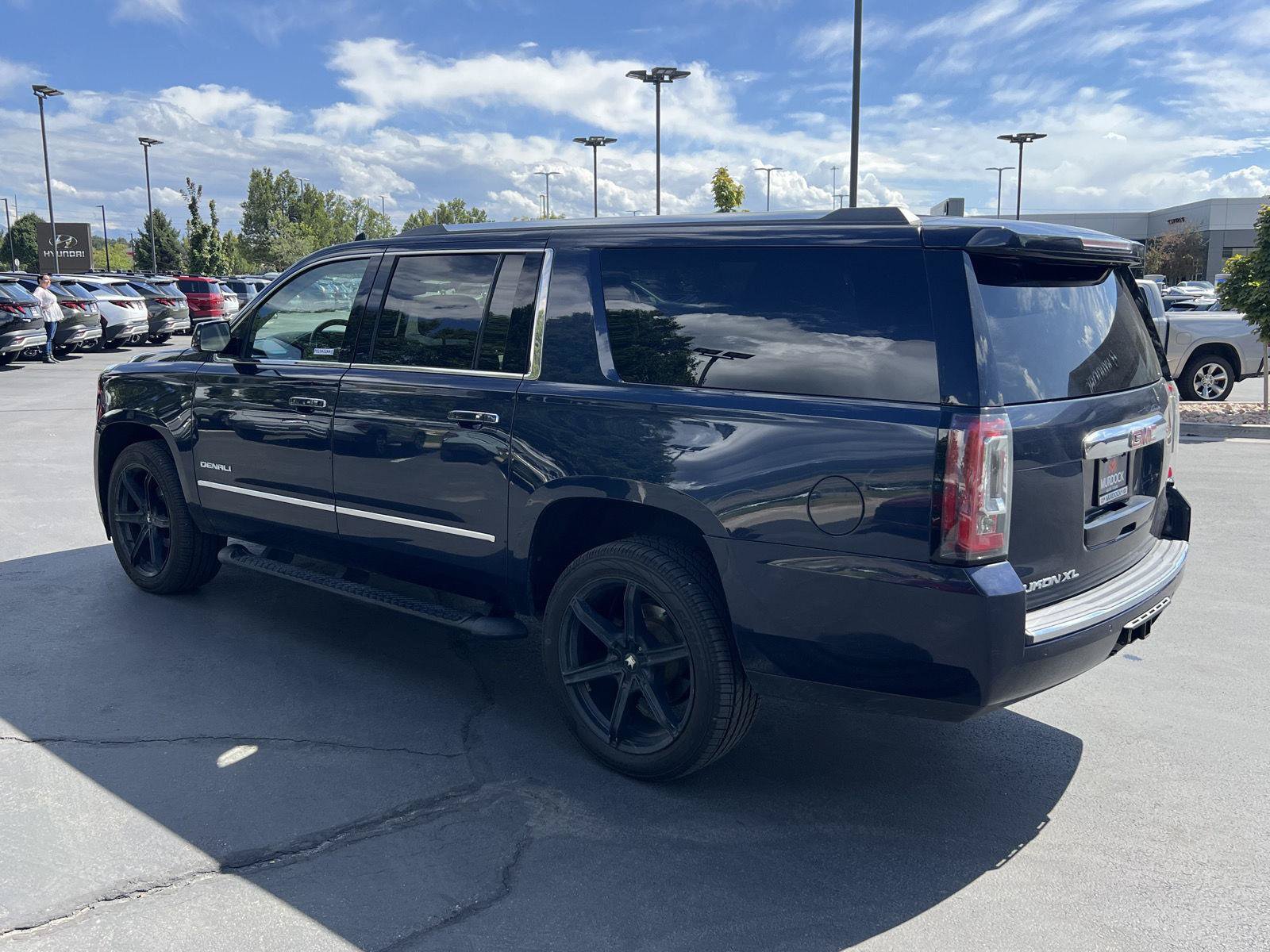 Used 2017 GMC Yukon XL Denali w/ Open Road Package AWD/4WD image 18