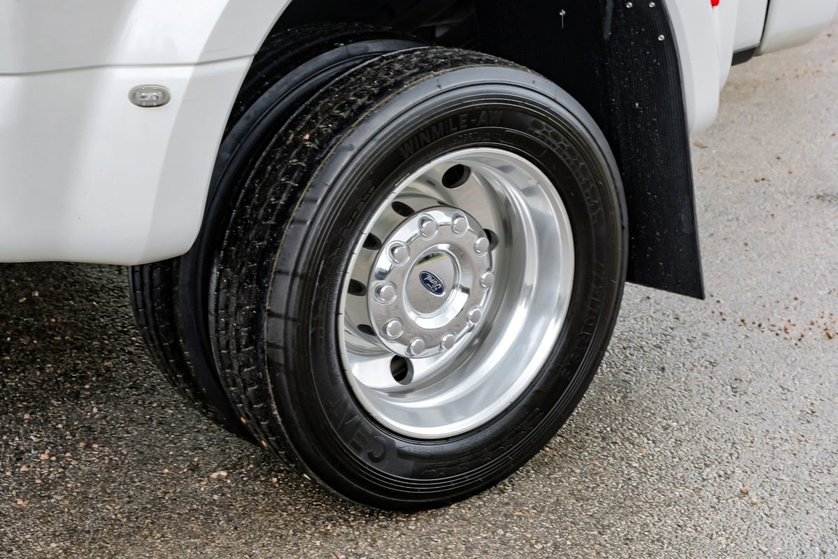 Used 2021 Ford F450 Platinum w/ FX4 Off-Road Package image 65