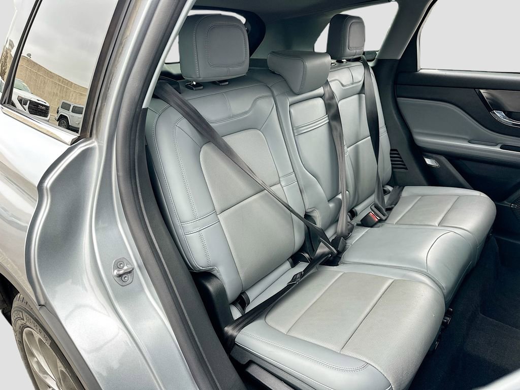 Used 2022 Lincoln Corsair FWD w/ Premium Package image 28