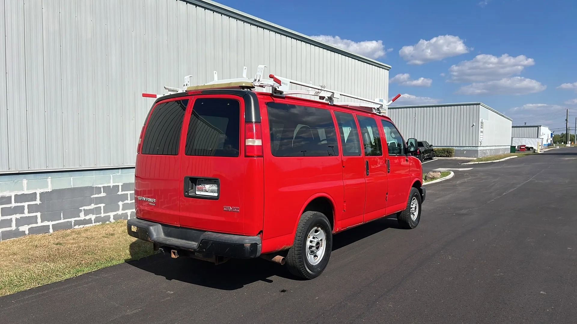 Used 2014 GMC Savana 2500 image 6