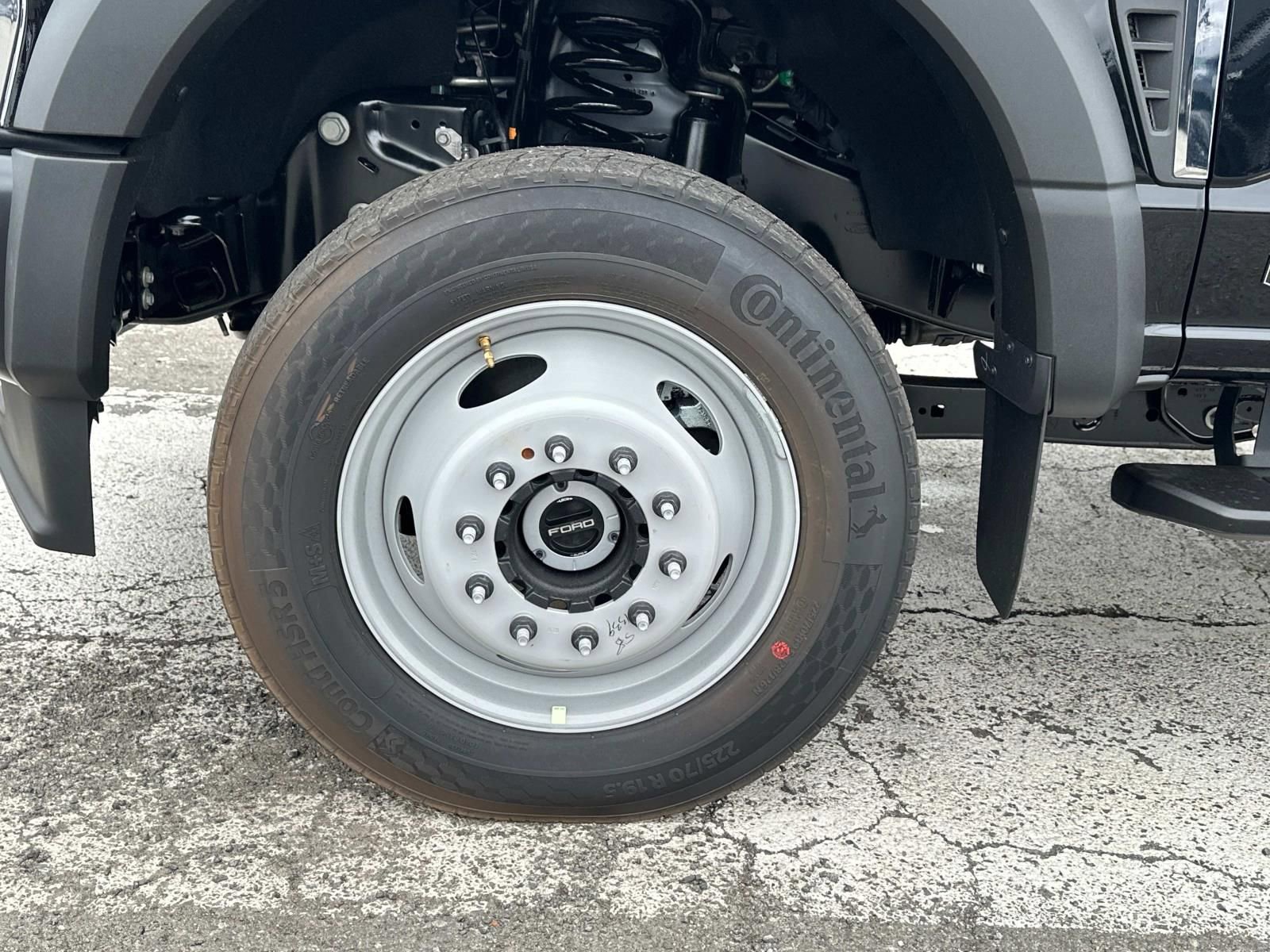 New 2024 Ford F550 4x4 Crew Cab Super Duty image 7