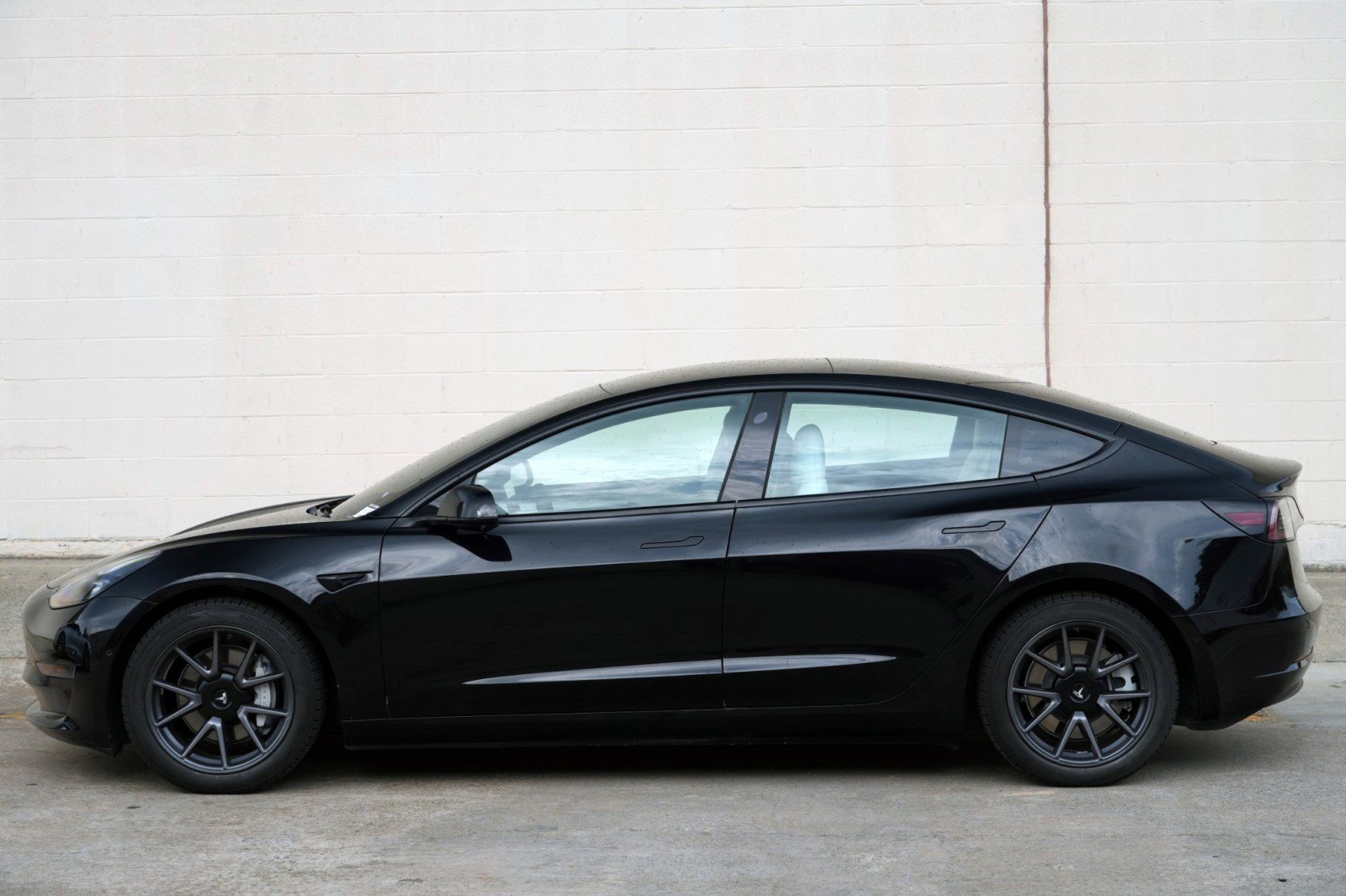 Used 2021 Tesla Model 3 Standard Range Plus RWD image 49