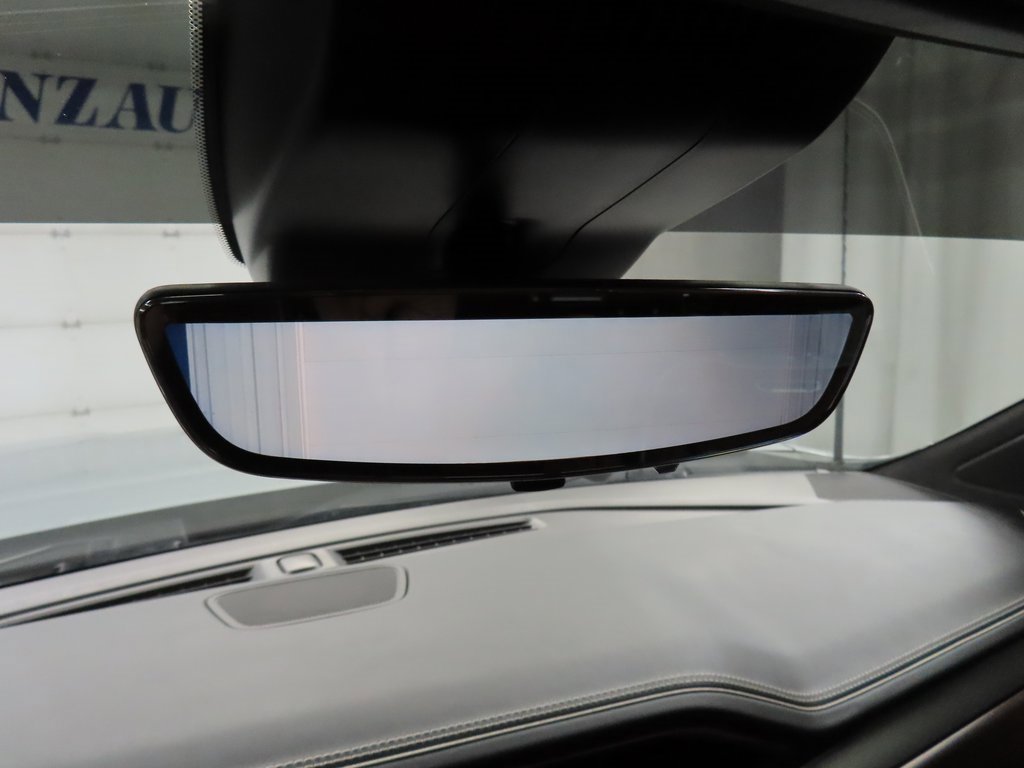 Used 2024 GMC Sierra 3500 Denali Ultimate image 32