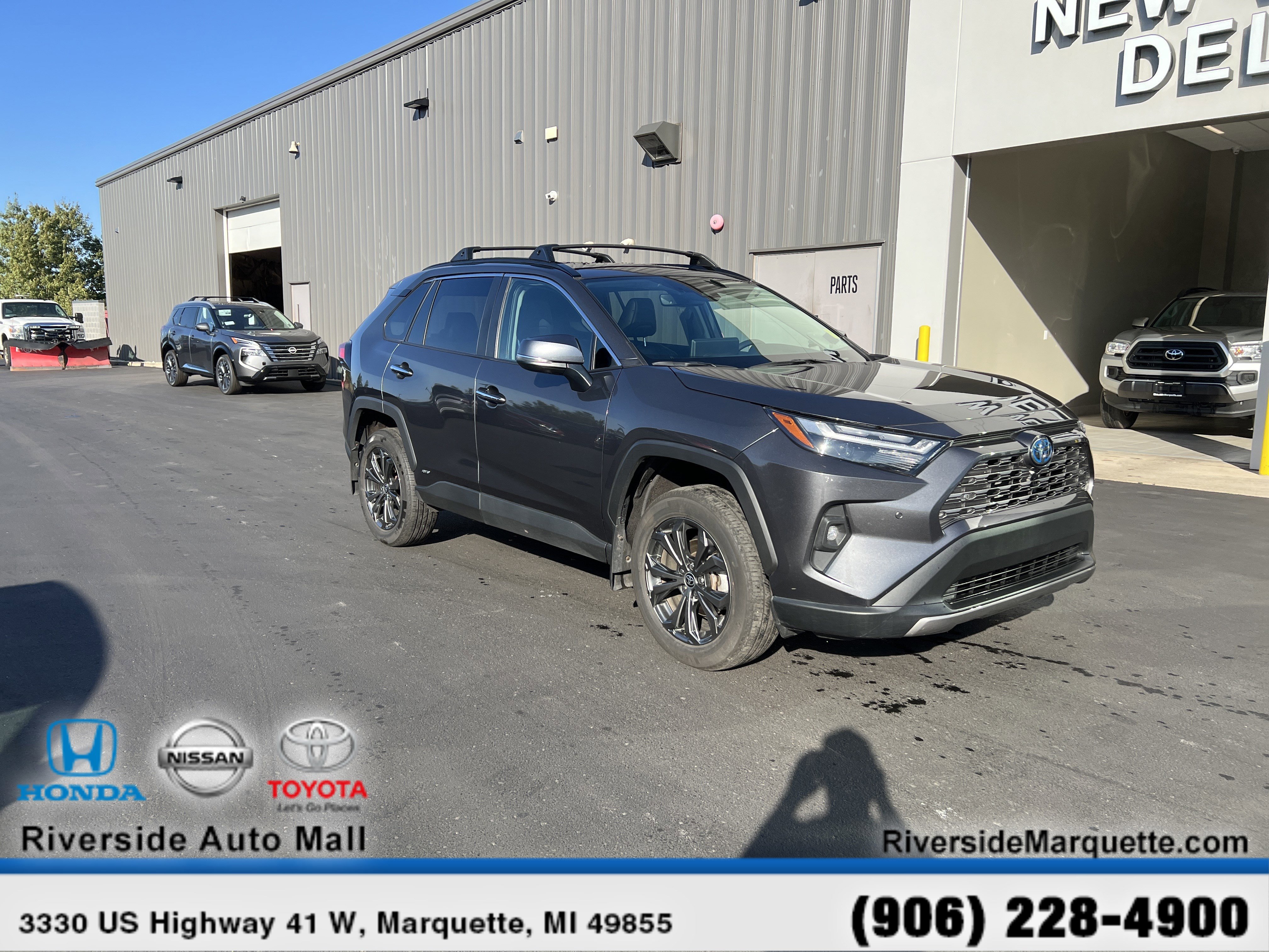 Used 2023 Toyota RAV4 Limited image 1