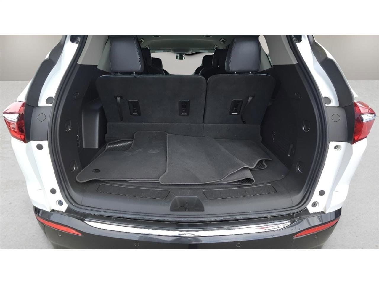 Used 2018 Buick Enclave Essence AWD/4WD image 25
