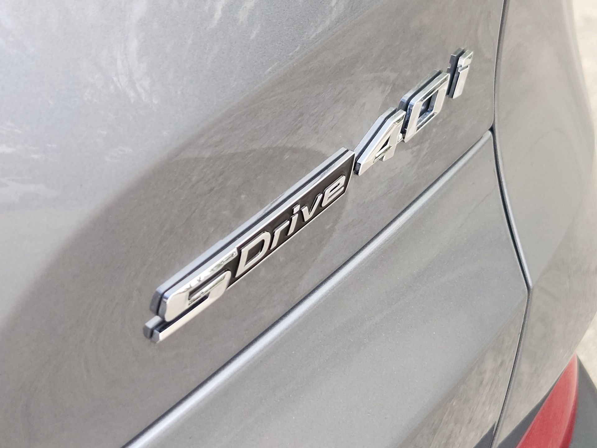 Used 2024 BMW X5 sDrive40i w/ Parking Assistance Package image 13