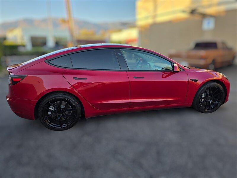 Used 2022 Tesla Model 3 Long Range AWD/4WD image 11