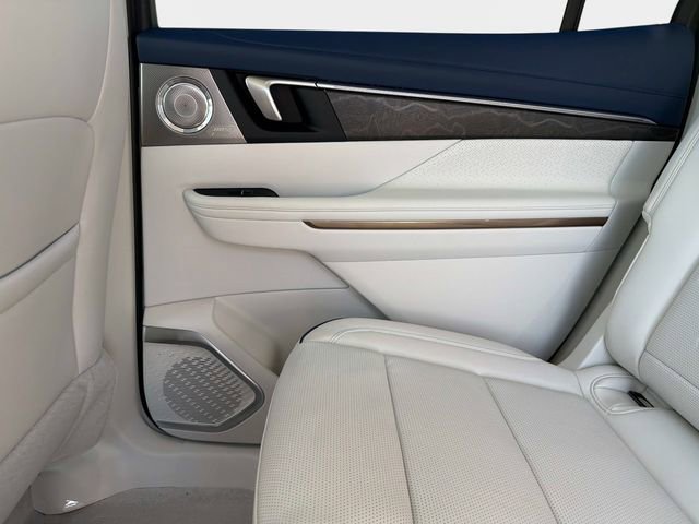 New 2026 Buick Enclave Avenir w/ Super Cruise Package AWD/4WD image 14