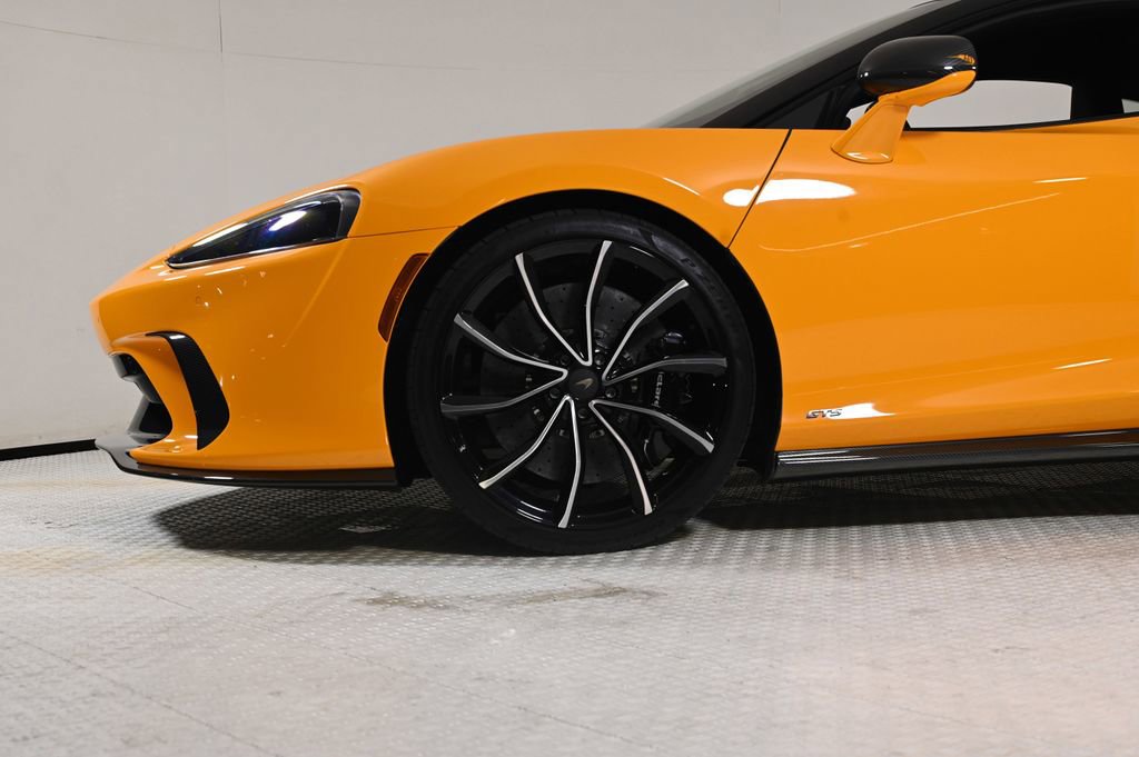 New 2025 McLaren GTS image 32