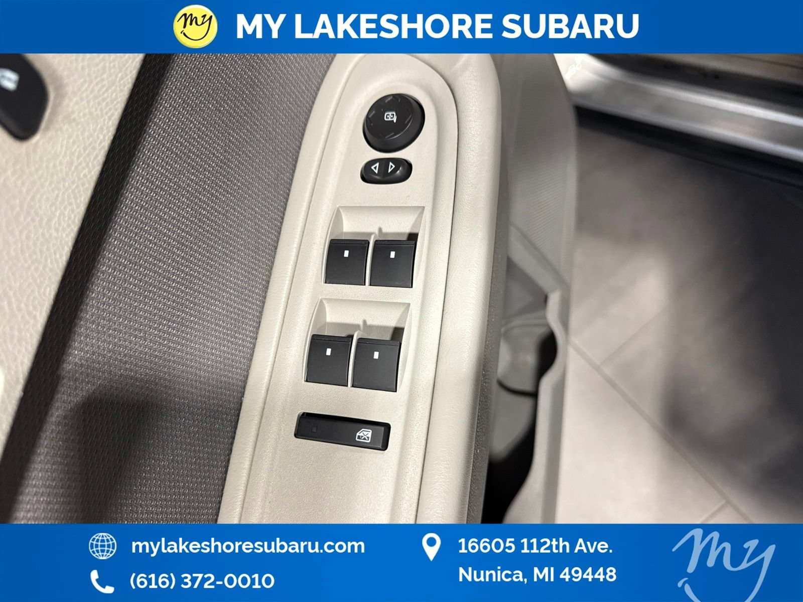 Used 2010 Chevrolet Traverse LS FWD image 11